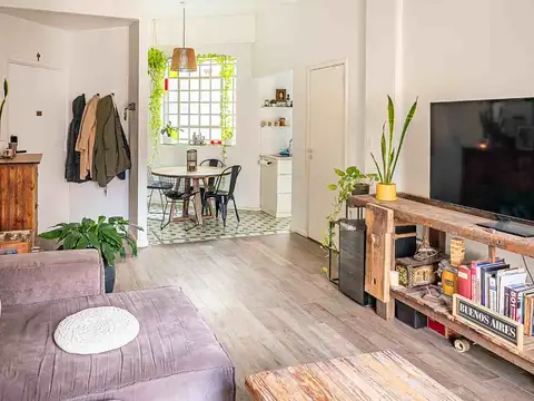 Depto Tipo Casa en Venta 56 años
