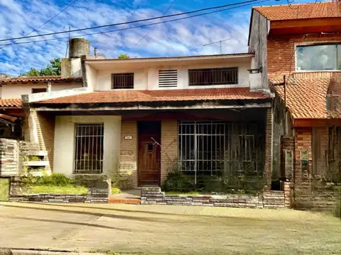 VENTA LOTE / Chalet  Castelar APTO CREDITO