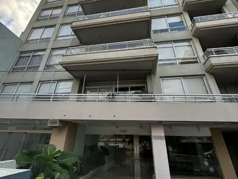 *CRÉDITO* AMPLIO DEPARTAMENTO 3 AMBS COCHERA, PATIO Y BALCÓN