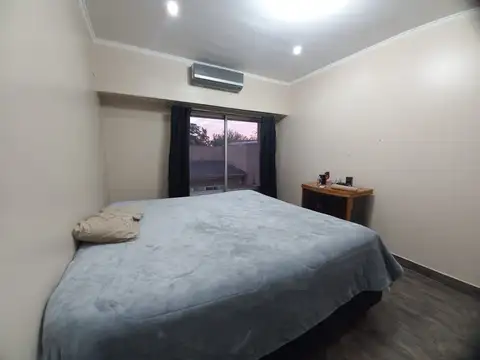 Venta casa cochera, pileta, quincho en Ramos Mejia
