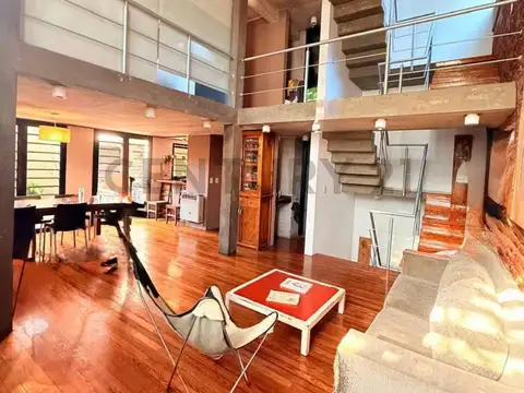 CASA CINCO AMBIENTES EN VENTA