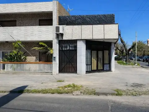 Local en Alquiler Via Pública
