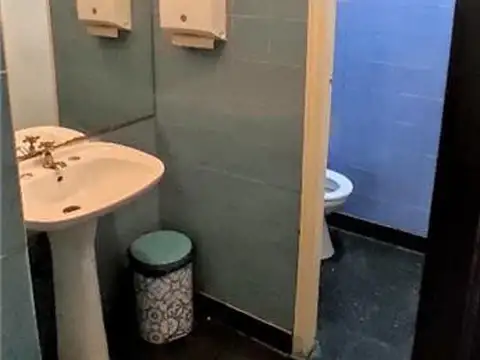 Oficina en Venta 53 años