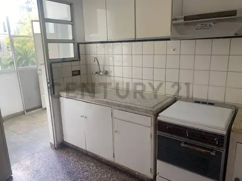 Departamento 5 ambientes con 1 baño