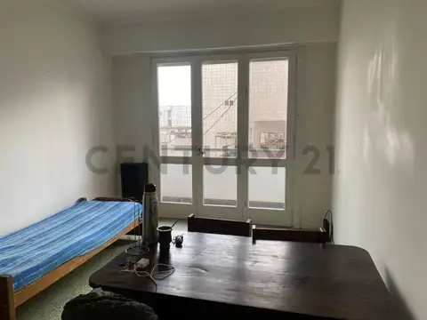 Departamento 2 ambientes en zona Plaza Colón – A 2 cuadras de la playa