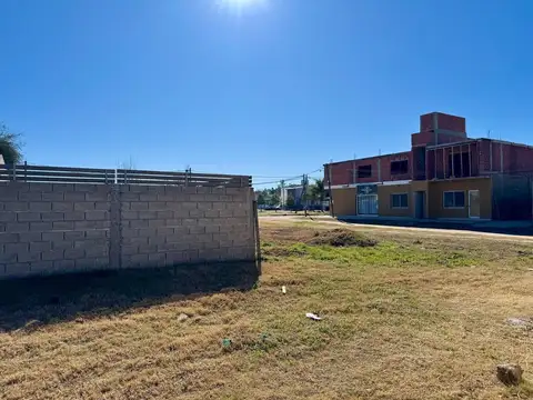 Terreno en Venta en Villa Esquiu, USD 22.000