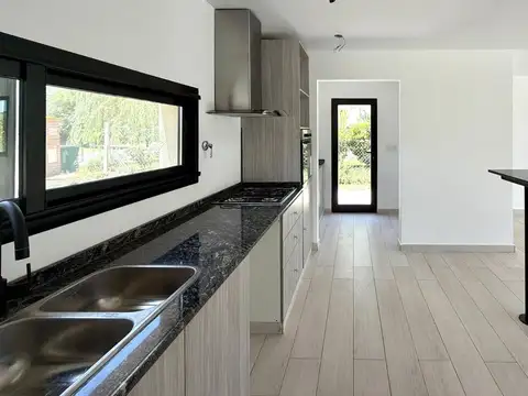 Casa en Venta en Santa María, USD 238.000