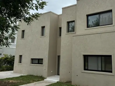 Casa en Venta en Santa Maria, USD 245.000