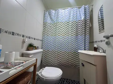 Casa en Alquiler con 1 cochera