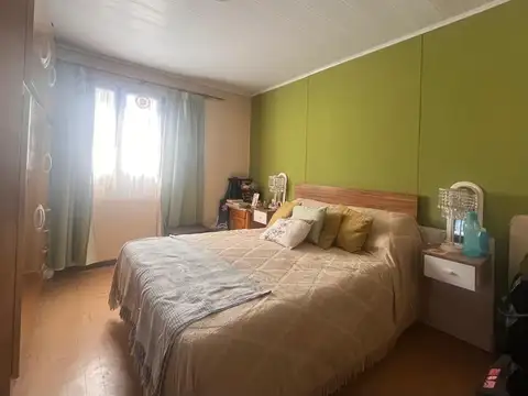 Casa en Alquiler con 1 cochera