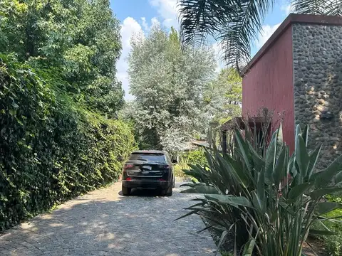 Casa 4 ambientes con 4 baños