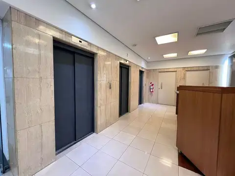 ALQUILER OFICINAS EN BLOQUE MICROCENTRO