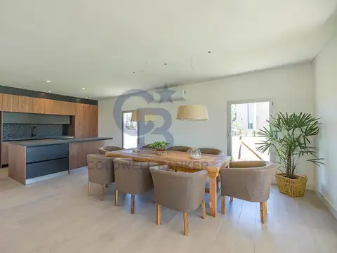 Casa en Venta en Countries y Barrios Cerrados en Ezeiza, USD 650.000