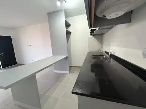 Departamento en Alquiler con 1 cochera