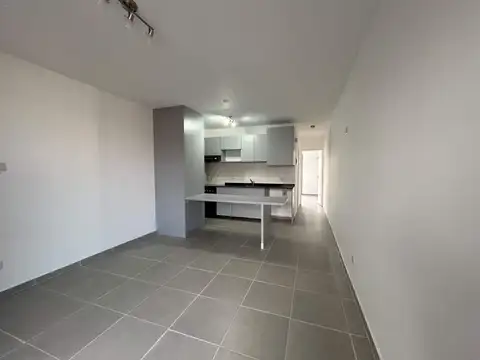 Departamento en Alquiler en El Palomar, $ 690.000