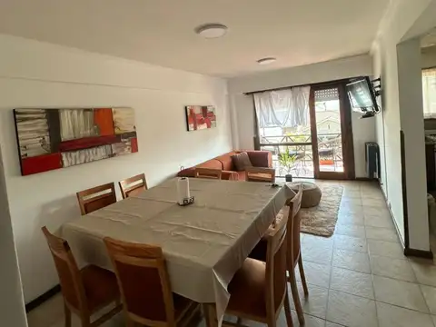 DEPARTAMENTO DE 2 AMBIENTES CON DOS BALCONES