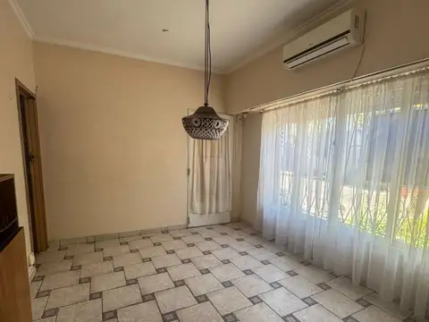 Casa en Venta en Villa Sarmiento, USD 89.000