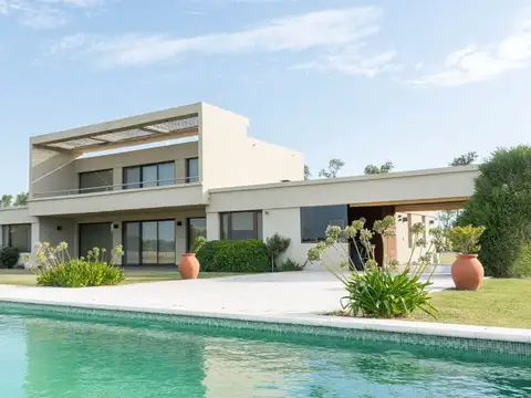 CASA en venta BENQUERENCIA FARM CLUB 