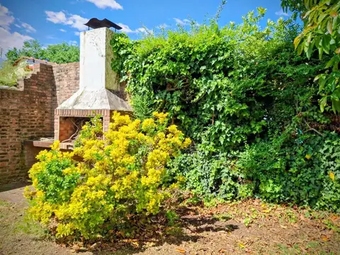 Casa en Venta con 1 cochera