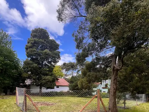 Lote de esquina 435,5m2 - Bosque Peralta Ramos