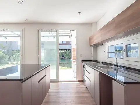 Casa en Venta al Noreste