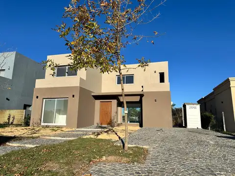 Sgcasa Venta Barrio Santa Lucía 100