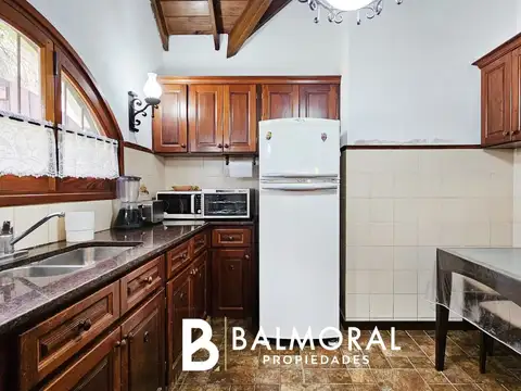 Avda. del Olimpo 300