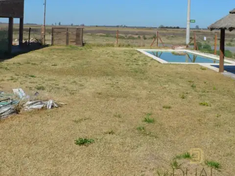 Terreno cercado con pileta en ALTOS DE PIÑERO