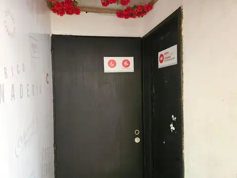 Local en Venta 50 años