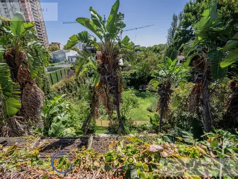Casa 9 ambientes con 6 baños