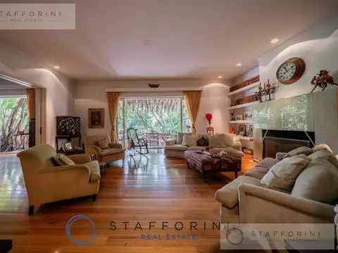 Casa en Venta de 5 dormitorios