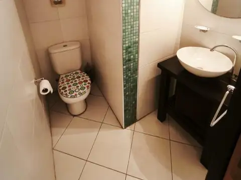 Casa en Alquiler con 1 cochera