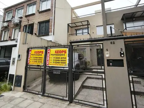 HERMOSO DUPLEX 4 AMBIENTES EN 3 PLANTAS, BOULOGNE