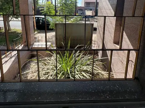 Depto Tipo Casa en Venta en Ramos Mejía Sur, USD 75.000