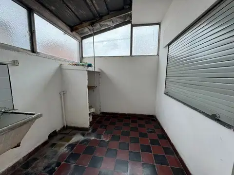 Depto Tipo Casa en Venta en Lanus Oeste, USD 45.000