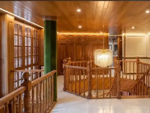 AMPLIA CASA EN ALQUILER, IDEAL COMERCIO U OFICINAS