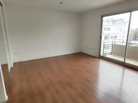Avenida Belgrano 3600, Piso 8°