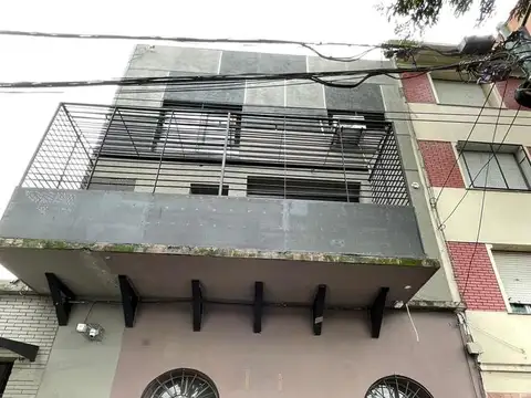 Depto Tipo Casa en Alquiler de 2 ambientes