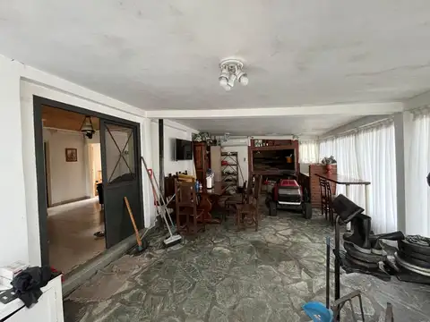 Quinta en Venta con 3 cocheras