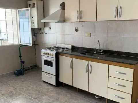 Casa en Alquiler en Villa 9 De Julio, $ 700.000