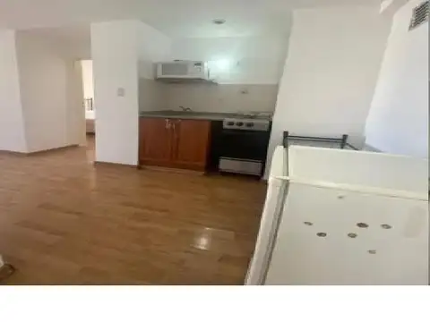 Pte M T De Alvear 600, Piso 12