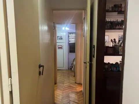 Venta departamento 4 ambientes con dependencia, balcón corrido, cochera y baulera!