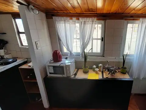 VENTA MONOAMB AMOBLADO EN MITICO EDIFICIO BENCICH