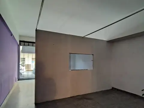 EN FOCO COMERCIAL – EN MUY BUEN ESTADO