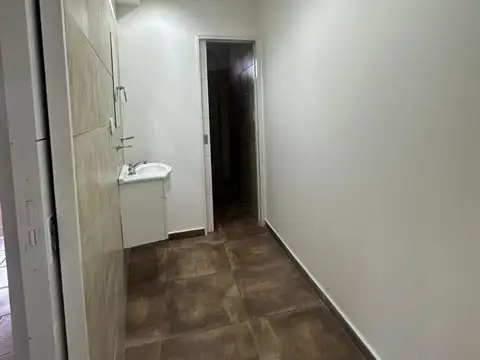 Departamento en Alquiler en Lomas del Mirador, $ 550.000