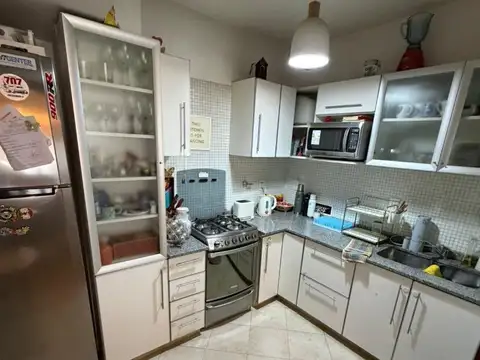 Depto Tipo Casa en Venta 60 años