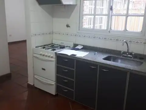 Depto Tipo Casa 3 ambientes con 1 baño