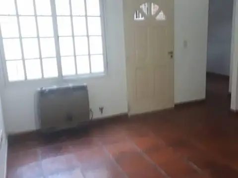 Depto Tipo Casa en Alquiler en Nuñez, $ 1.400.000