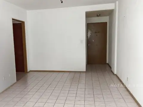 VENTA Departamento 3 amb a reciclar en zona Alto Palermo c/ baulera