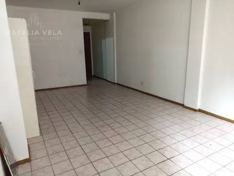 VENTA Departamento 3 amb a reciclar en zona Alto Palermo c/ baulera